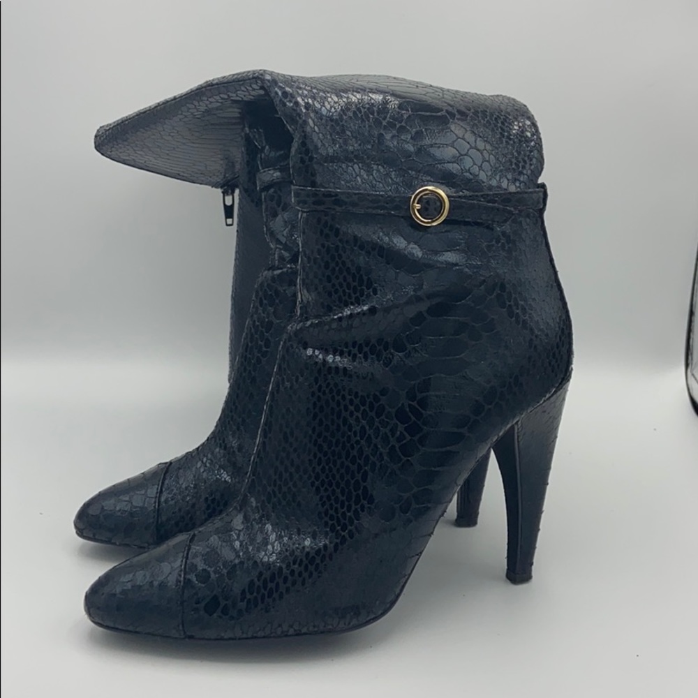 Boots!